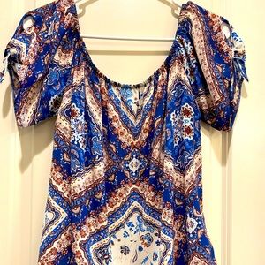 Women’s Medium Top